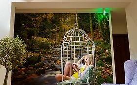 Hotel Menel The Tree House- Adults Only